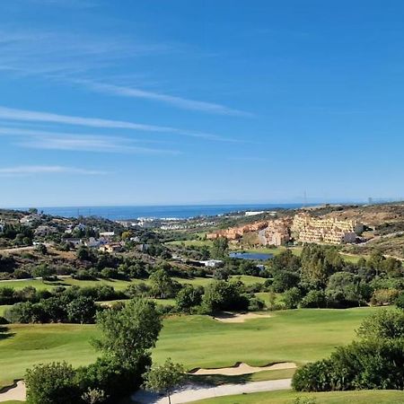 Penthouse Seaview And Golf Valle Romano 에스테포나 외부 사진