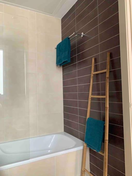 Penthouse Seaview And Golf Valle Romano 에스테포나 외부 사진